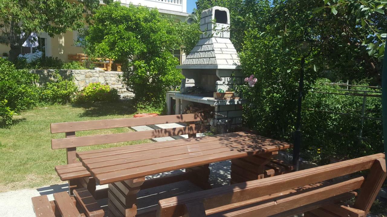 Apartmani Slavica Rab Town Buitenkant foto
